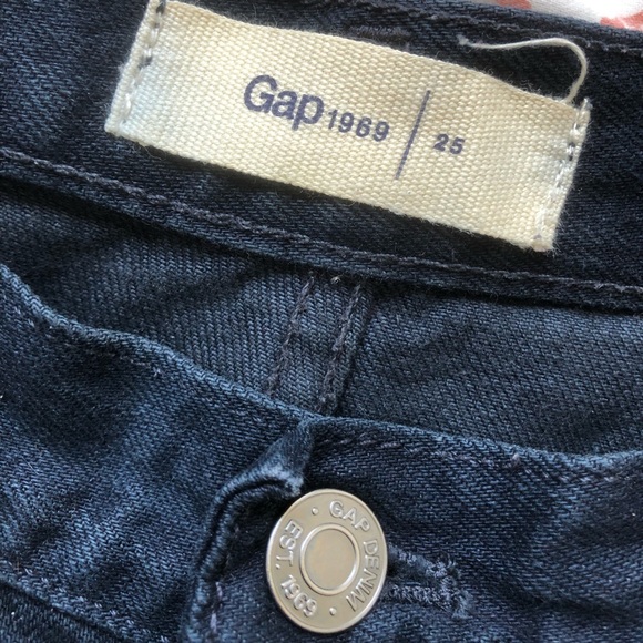 GAP denim miniskirt - Picture 3 of 3